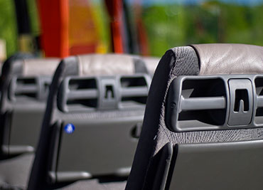 Aumenta la sostenibilidad en el transporte con autocares lanzadera